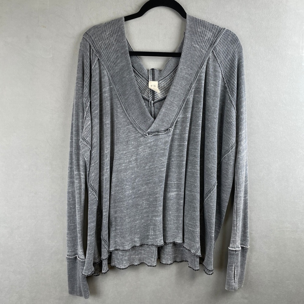 We The Free People Oceanview Plunging V-Neck Top Size S Grey Ribbed LS Top Boho